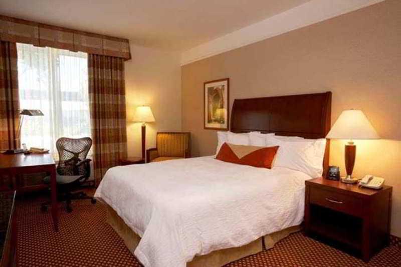 Hilton Garden Inn Cincinnati/Sharonville Kültér fotó